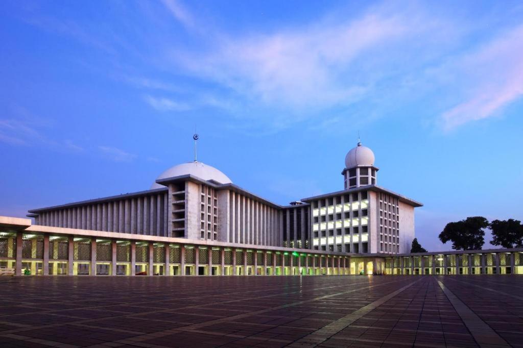 Grand Cempaka Business Hotel Jakarta Eksteriør billede