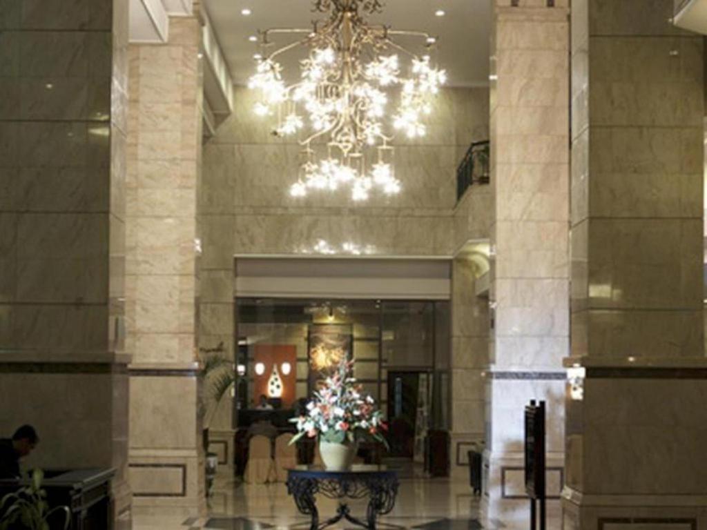Grand Cempaka Business Hotel Jakarta Eksteriør billede
