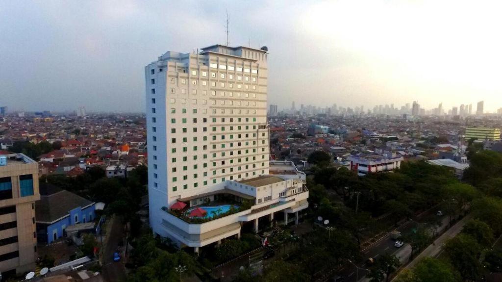 Grand Cempaka Business Hotel Jakarta Eksteriør billede